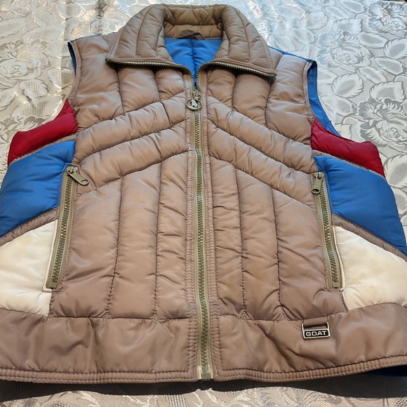 White Stag Jackets & Blazers - Mountain Goat by White Stag Puffer Vest Womens S Tan Blue Colorblock Vintage